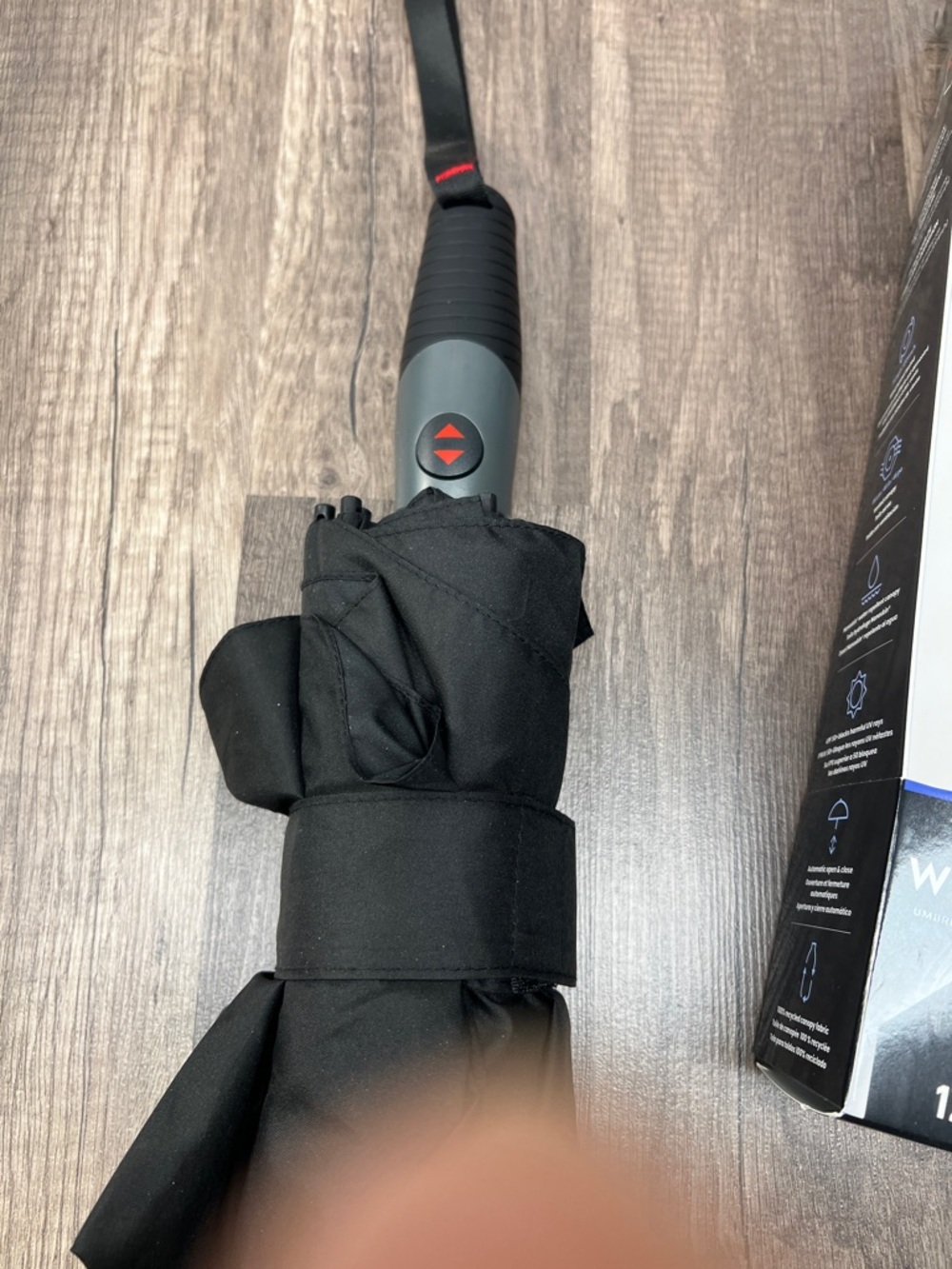 ShedRain WindPro Compact Black Umbrella - Picture 4 of 7